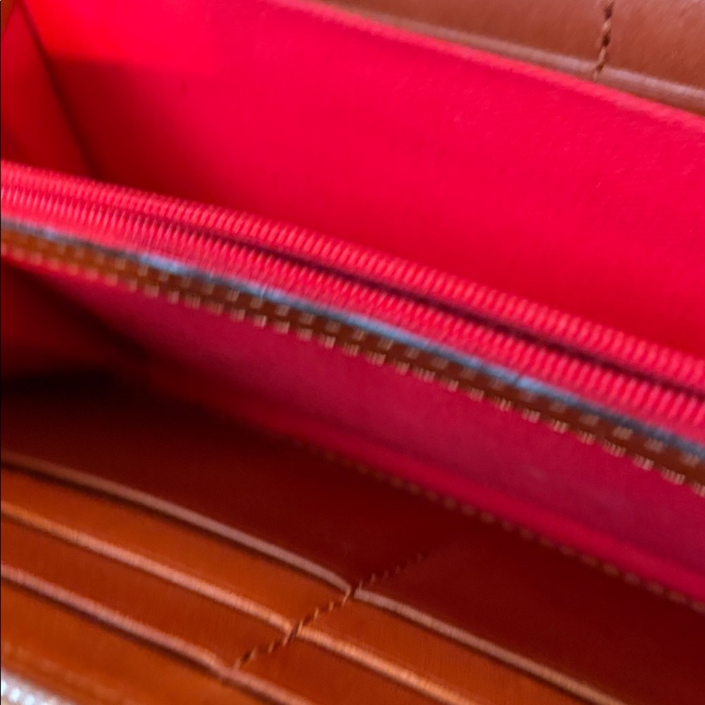 Dooney & Bourke Beige Logo Wallet GUC. 8” x 4.25” x 1” - Picture 8 of 11